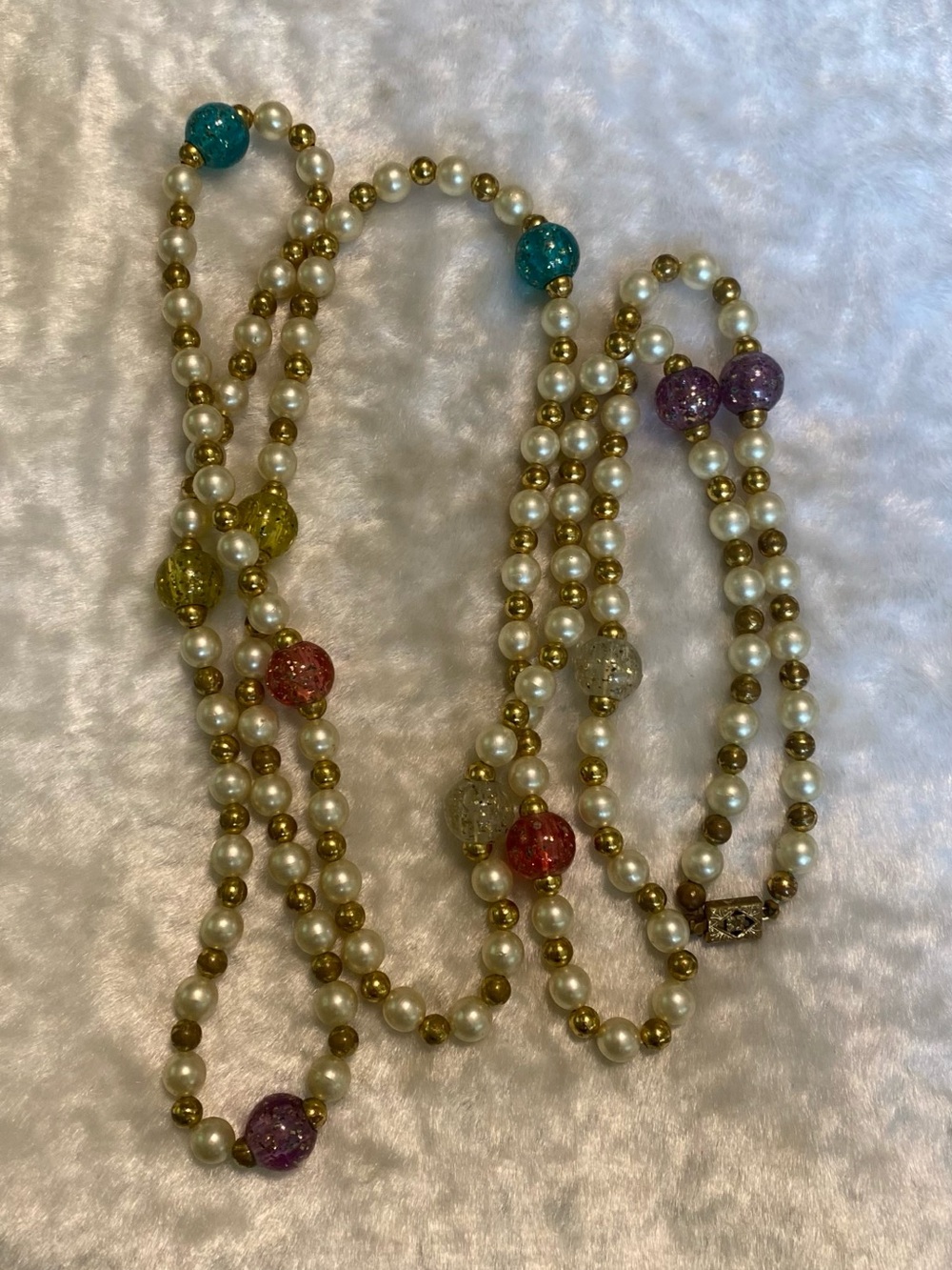 🍀VTG Classic Multi-Color Pearl and Bead Necklace